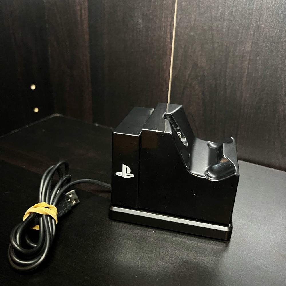 Playstation 4 controller charger dock